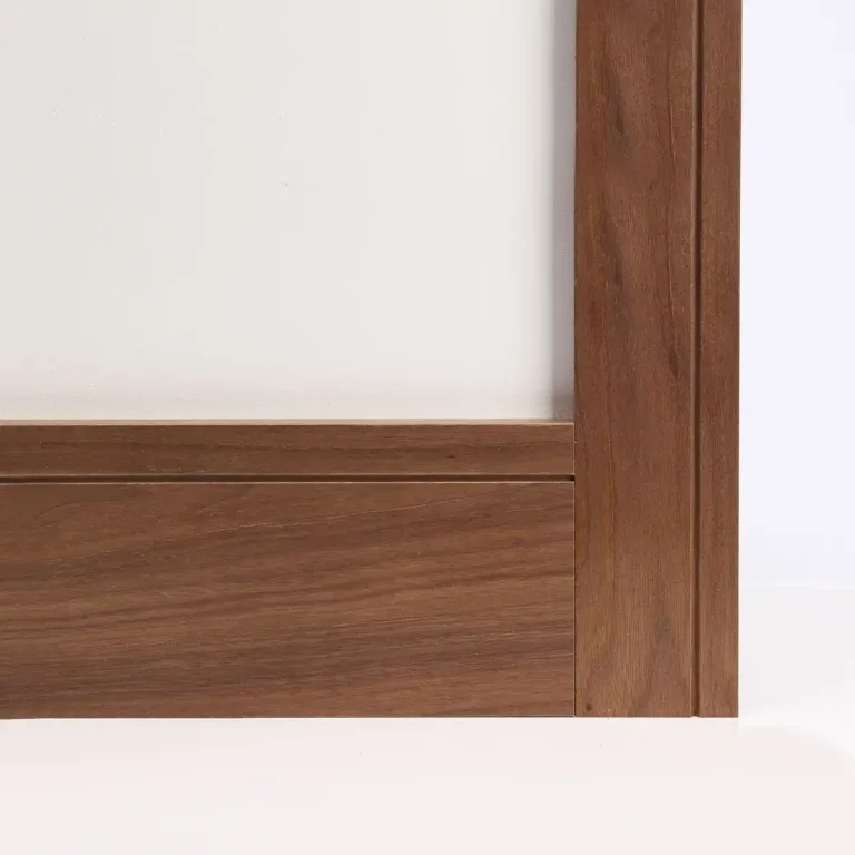 Shaker - Walnut