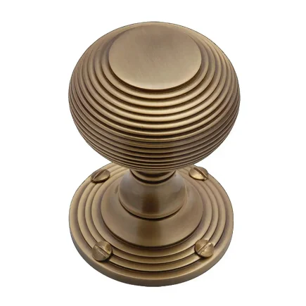 V971 Reeded