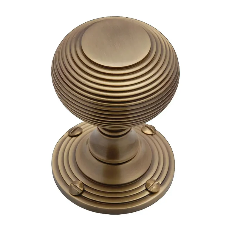 V971 Reeded